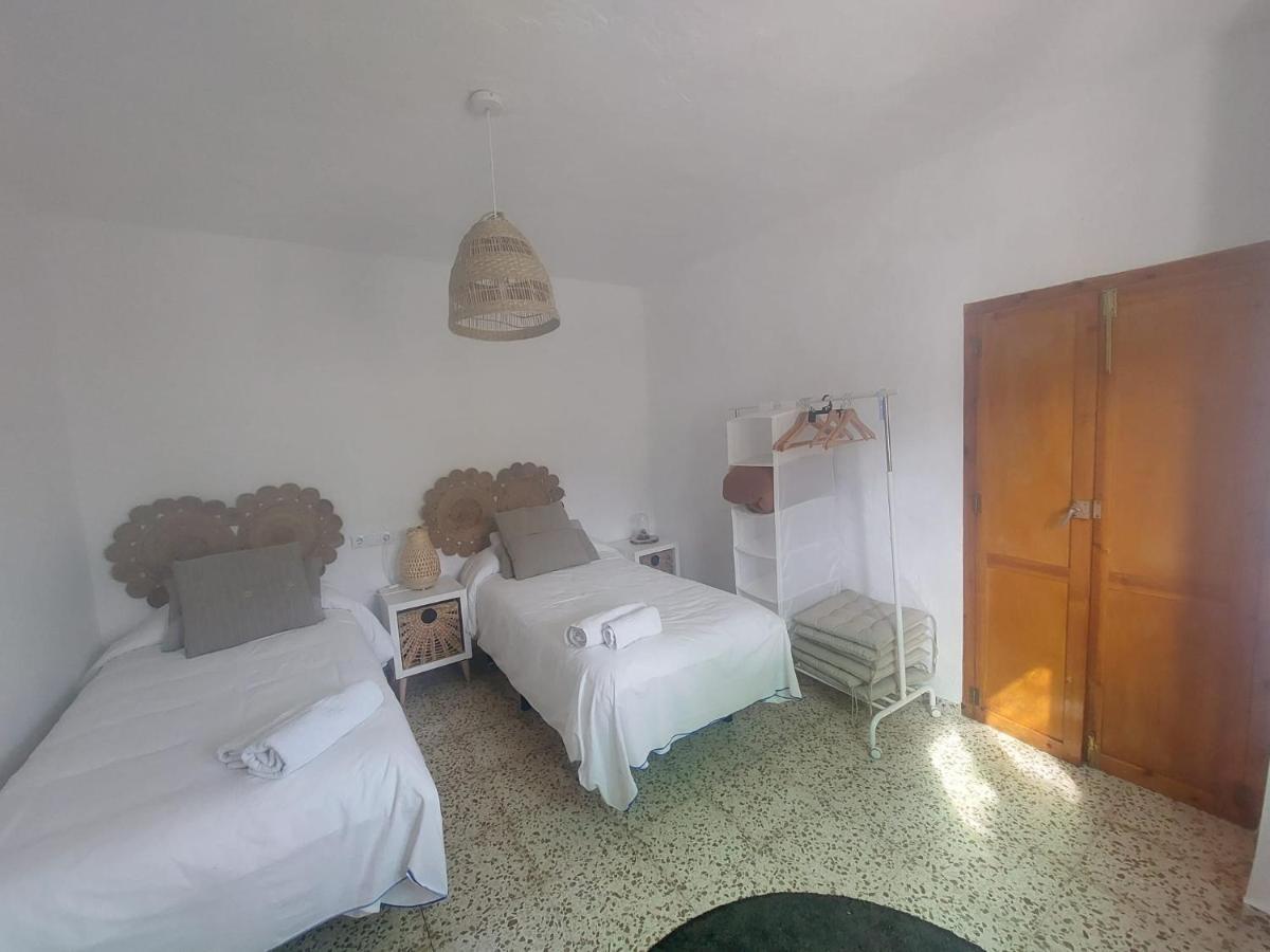 Holiday home La Huerta Del Castillo Con Su Caz De Agua - Enjoy Life & Relax Castillo de Locubin