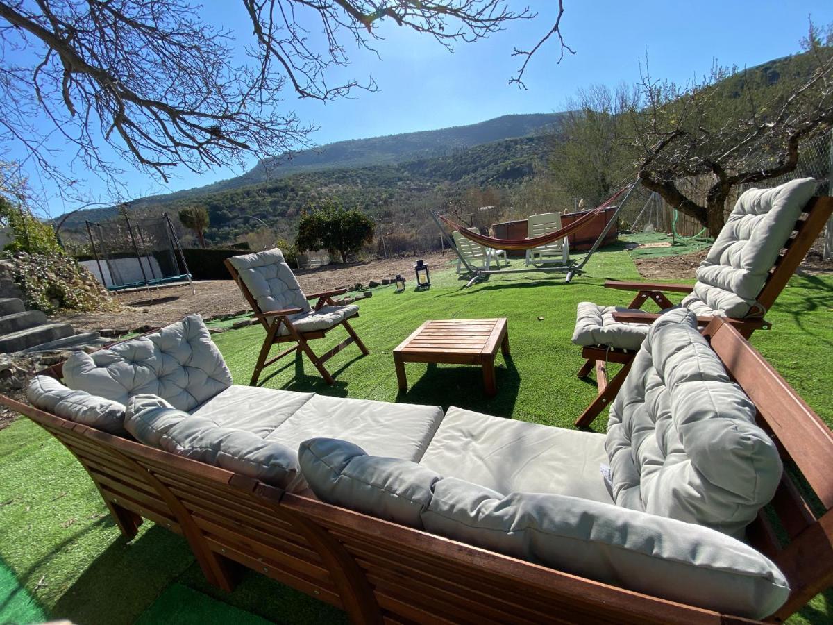 La Huerta Del Castillo Con Su Caz De Agua - Enjoy Life & Relax *
